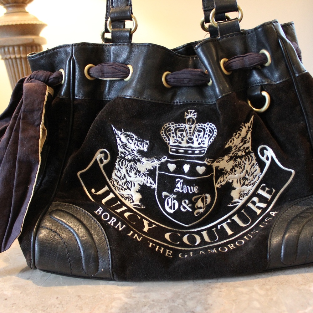 Juicy Couture Scottie Logo Daydreamer Bag